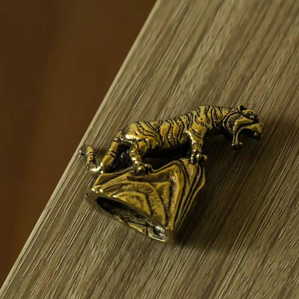 Handicrafts Tiger Miniature Figurines Pure Copper Copper Tiger Craft Zodiac Tiger Statue  Office