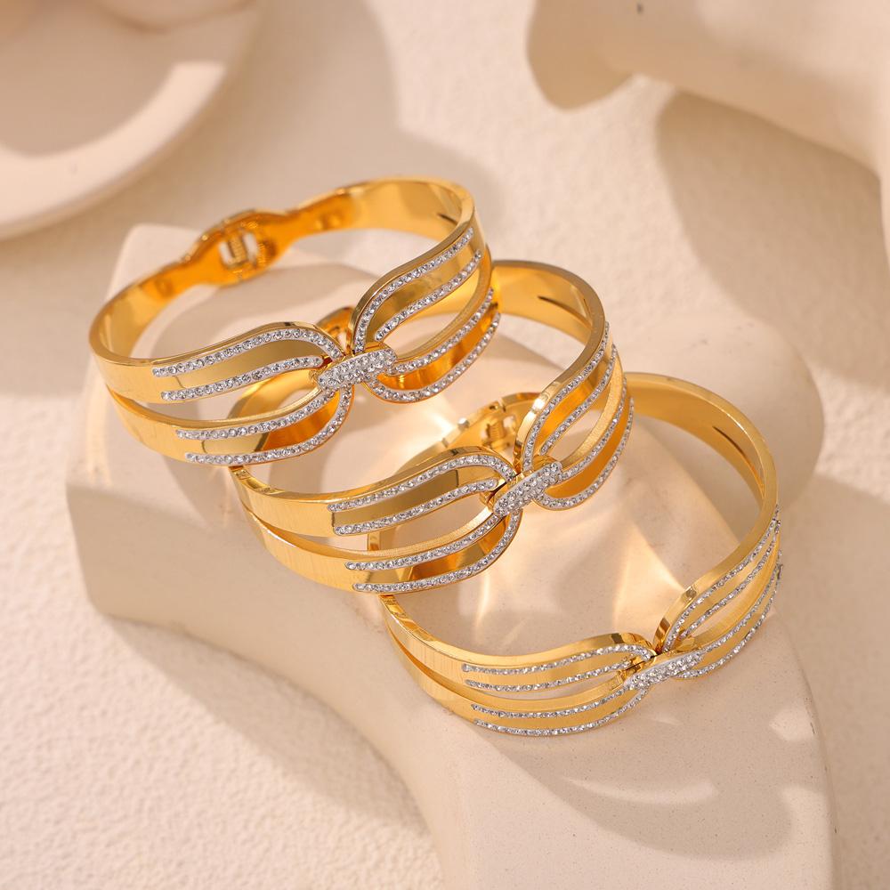 Bowknot Zircon Bangle For Women Gold-Plated Stainless Steel Spring Round Bangle Bracelets Female Wedding Waterproof Zircon