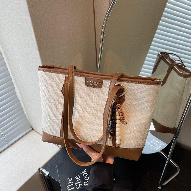 Popular bags women's large-capacity new autumn and winter versatile casual shoulder bag commuter tote bag