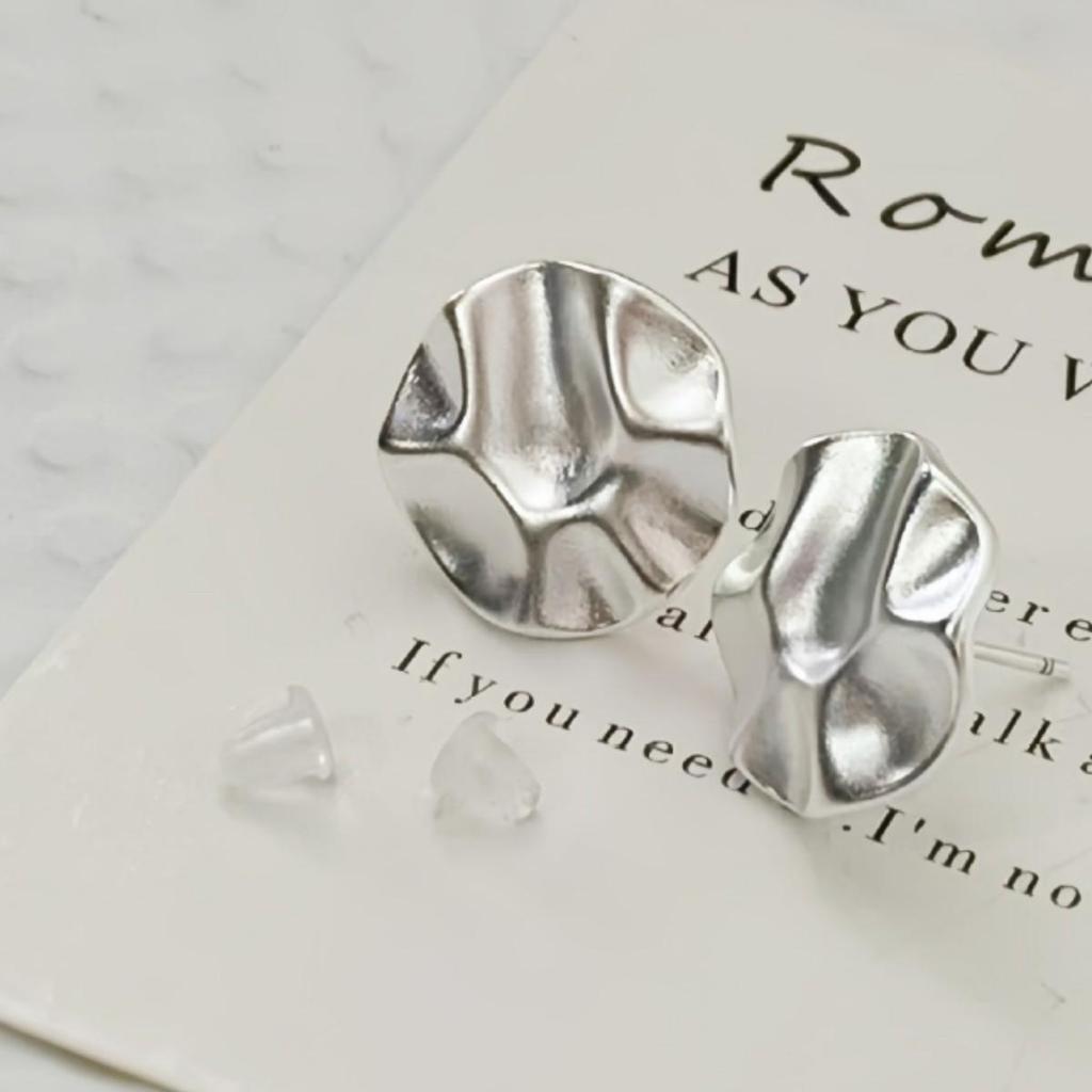 European & American Elegant Pleated Round Earrings - Unique, Cold Style for Everyday Wear