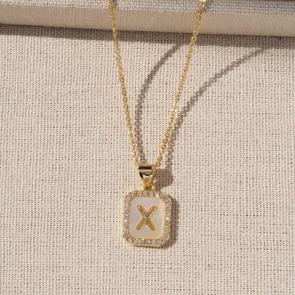 Gold-Plated Copper Shell 26 English Letters Pendant Necklace for Women - Niche Fashion Jewelry