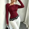 Damen-Farb-Langarm-T-Shirt mit asymmetrischem Ausschnitt, Spitzenbesatz am Saum und Akzenten
