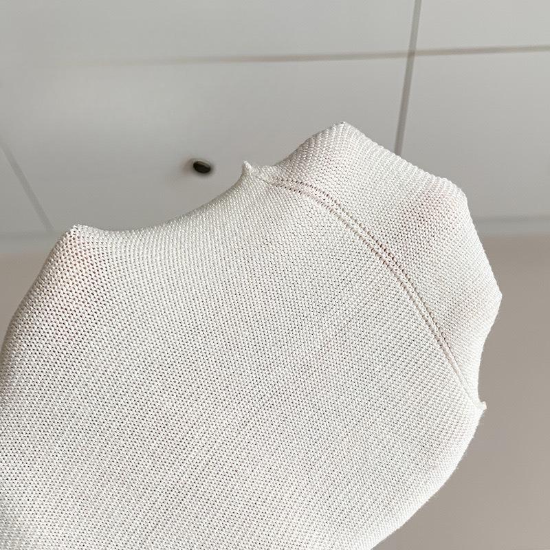 Women's Autumn and Winter Combed Cotton Mid-calf Socks with Cartoon Coffee-colored Panda Flocking Boneless Versatile Women's Socks At The Heel