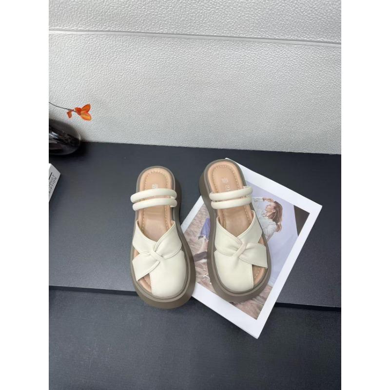Fashion outer wear bag head design sense niche platform slippers women's summer new non-slip skirt platform shoes