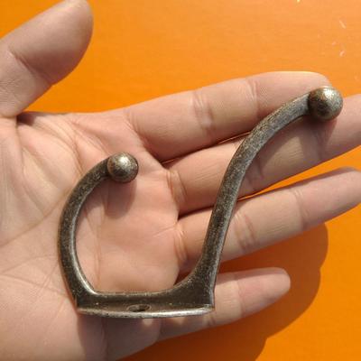 1 sztuka Vintage Mosiężny Hak Ścienny Wieszak na Płaszcz Torbę Ręcznik Kapelusz Wieszaki na Szlafroki Ścienne Stojaki Uchwyty do Domu Łazienki Kuchni Drzwi Antyczne