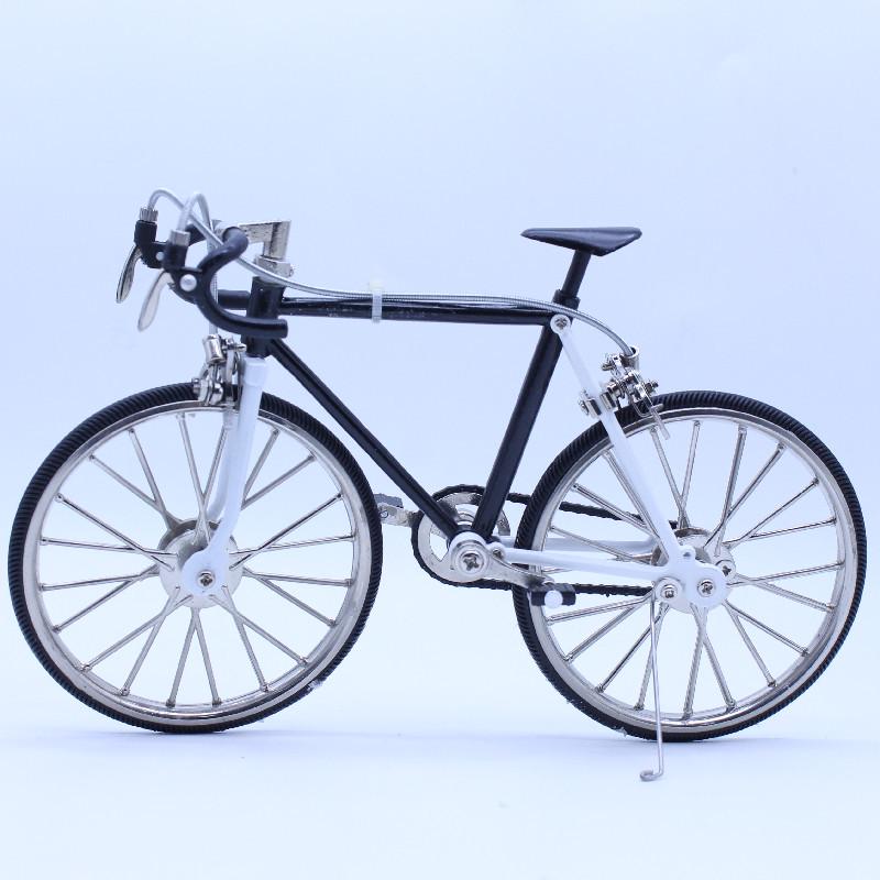 

1:10 Миниатюрная модель велосипеда из сплава с тормозом и подвижными колесами