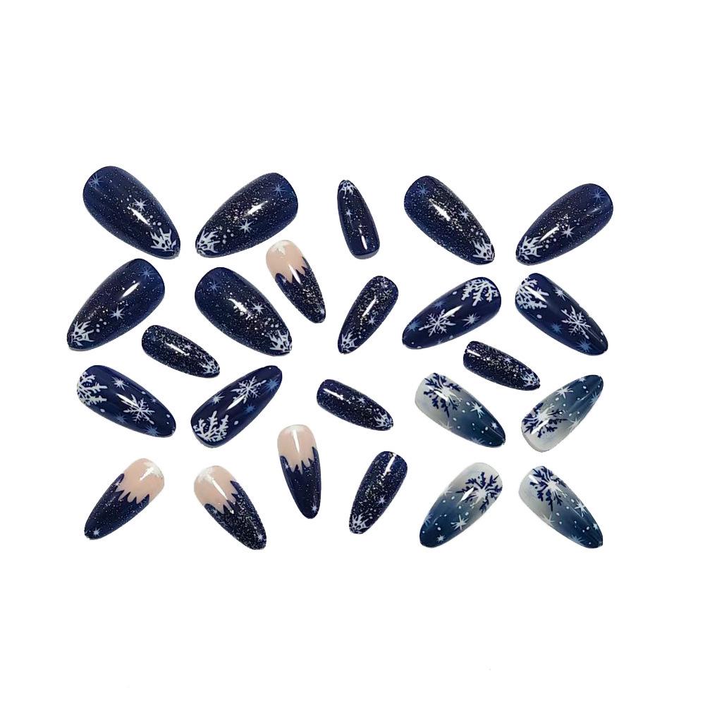 Exquisite Snowflake Blue-Silver Gradient Wearable Nail Stickers - Luxury Christmas Manicure Decor.