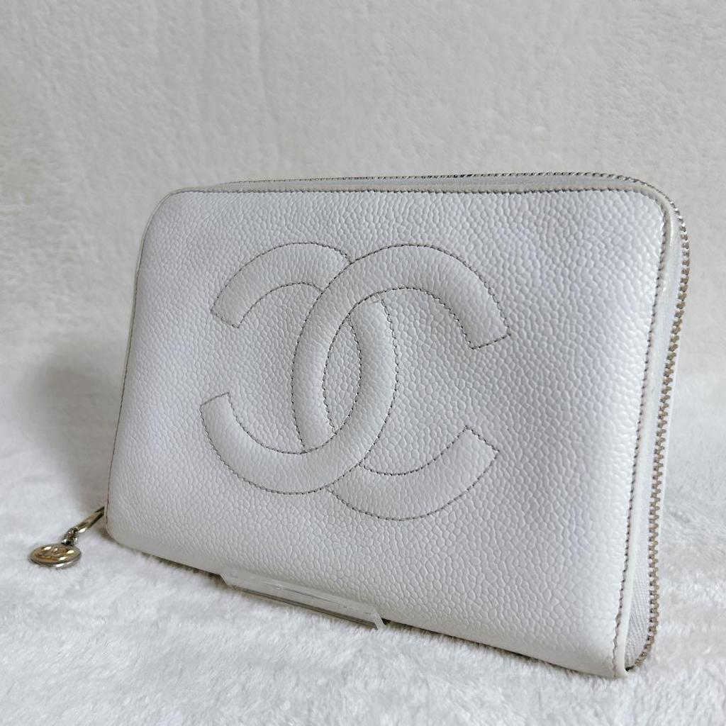 Used CHANEL Caviar Skin Coco Mark Round Zipper Coin Purse White