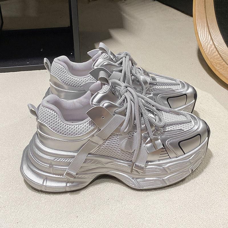 Large size dad shoes women 2025 silver new autumn mesh versatile thick sole breathable height increase casual sports shoes 42