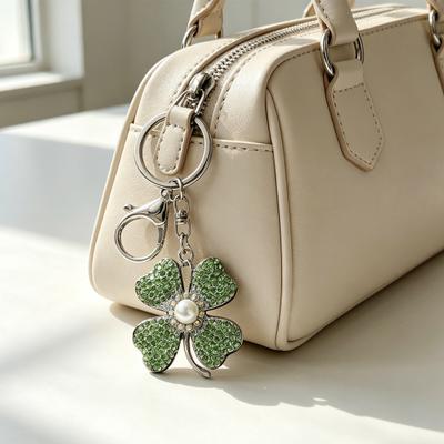 Keychain Pendant Shiny Rhinestones Imitation Pearls Inlaid Four-Leaf Clover Design Zinc Alloy Key Chain with Lobster Clasp Lightweight Key Holder