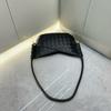 2026 Été nouvelle tendance cuir sac d'aisselle transfrontalier mode décontractée cuir de vachette sac d'aisselle main poignet femmes