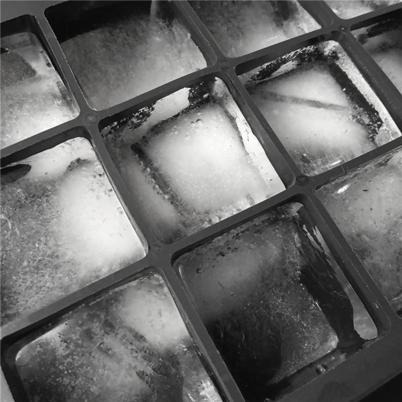 15 Grid Silicone Ice Maker DIY Ice Trays Molds Kitchen Accessories