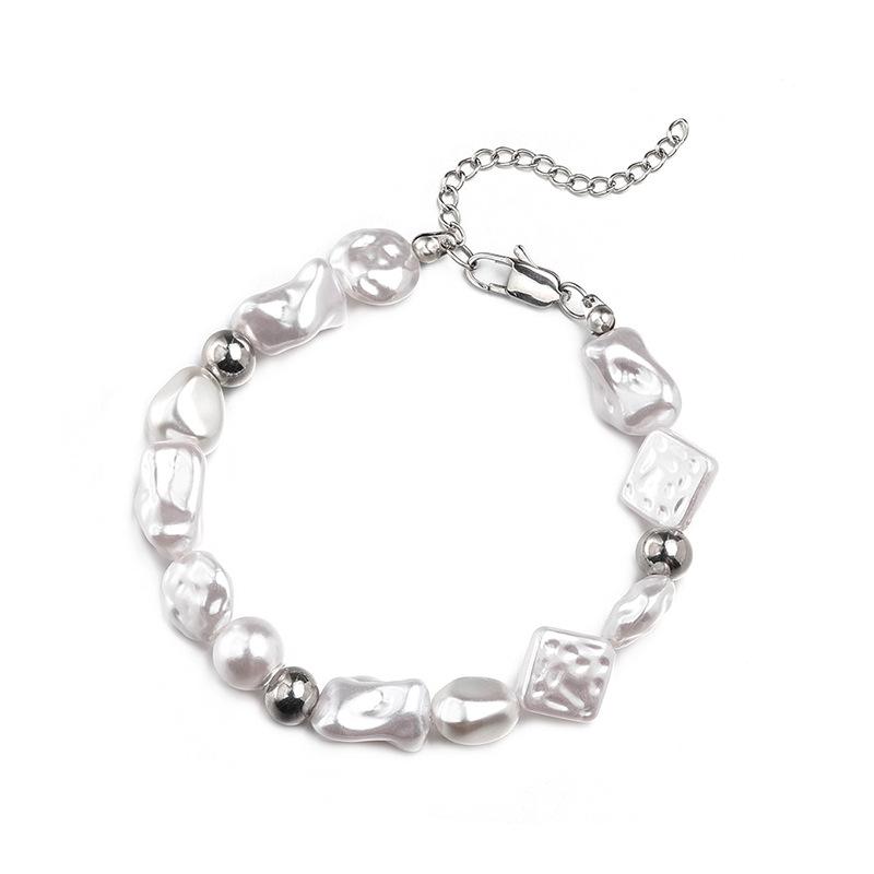 

Барочное ожерелье и браслет из пресноводного жемчуга - вдохновленный знаменитостями тренд