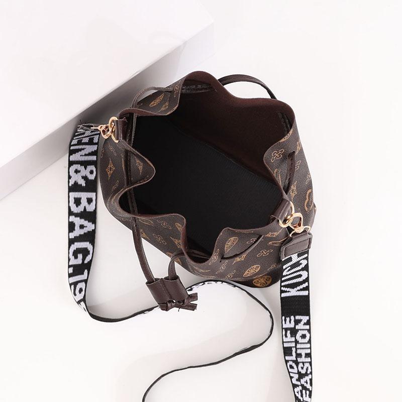 New Women's Drawstring Bucket Bag Fashionable Letter Wide Shoulder Strap Commuter Bag Trendy Shoulder Bag One Piece
