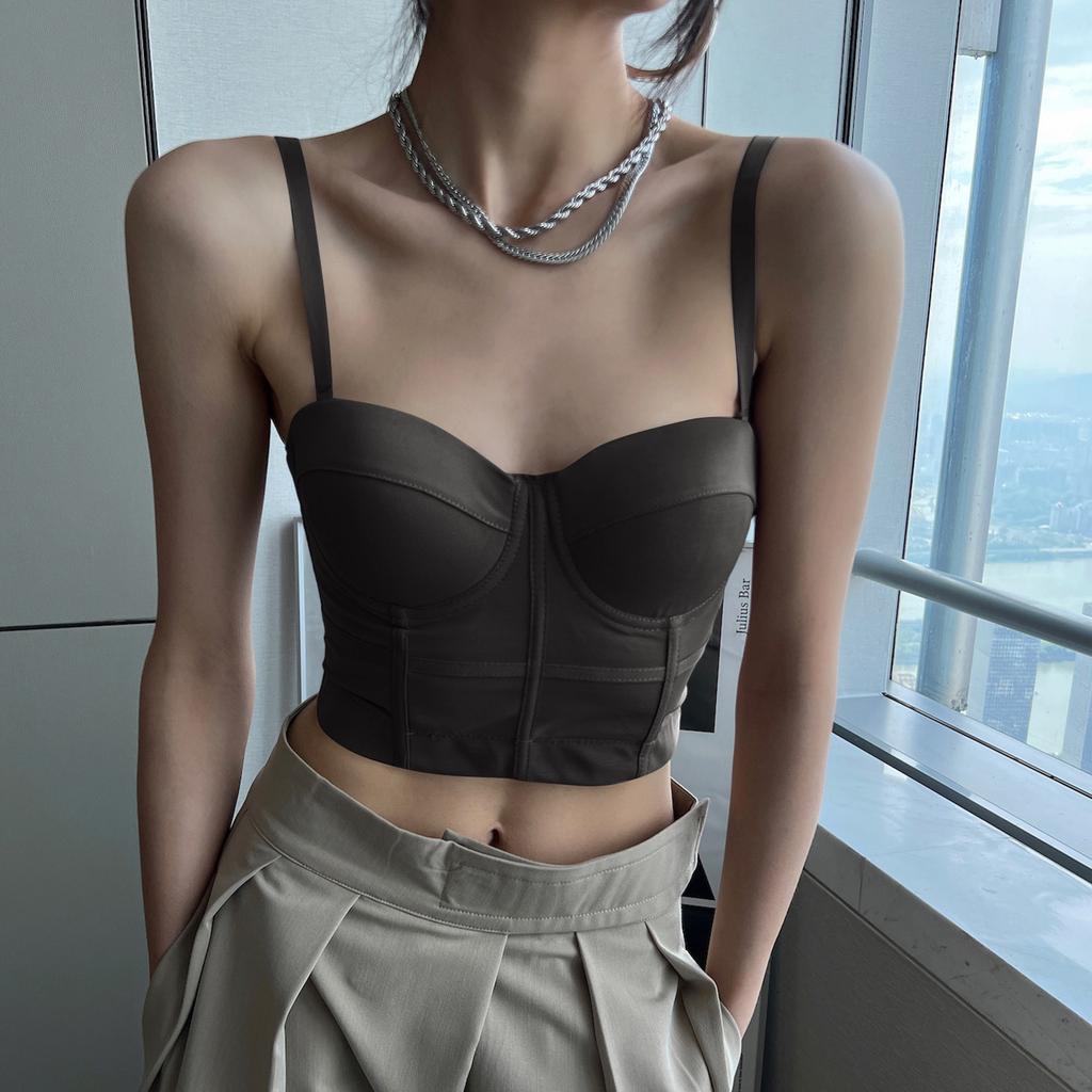 Small Camisole For Women For Summer Outdoor Wear, Beautiful Back Bra, Integrated Underwear With Chest Pads, And A Fishbone Top For Bottoming