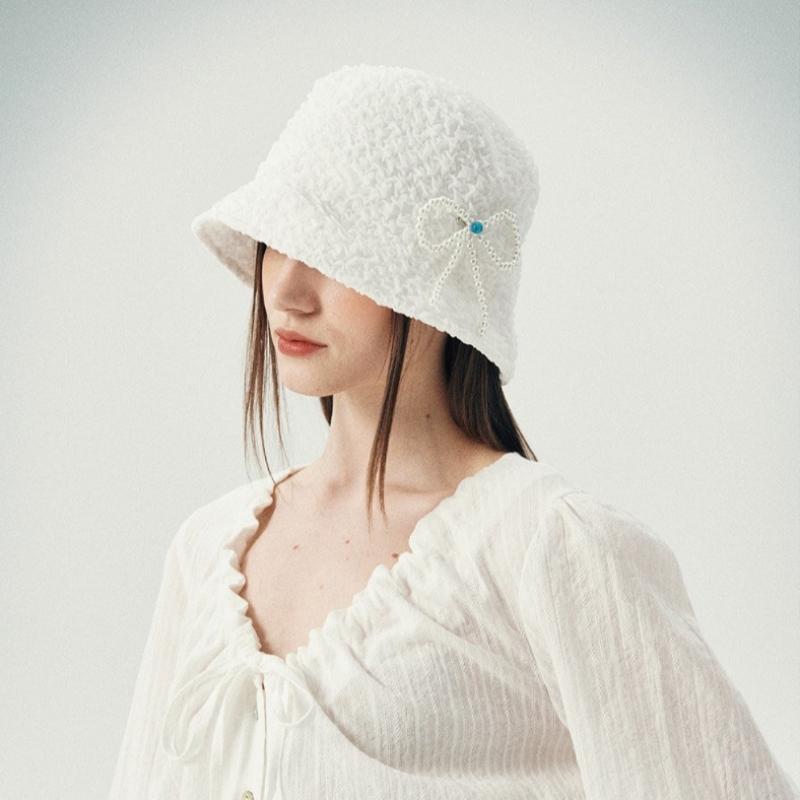 Allincomplete Pearl Crinkle Bucket Hat White