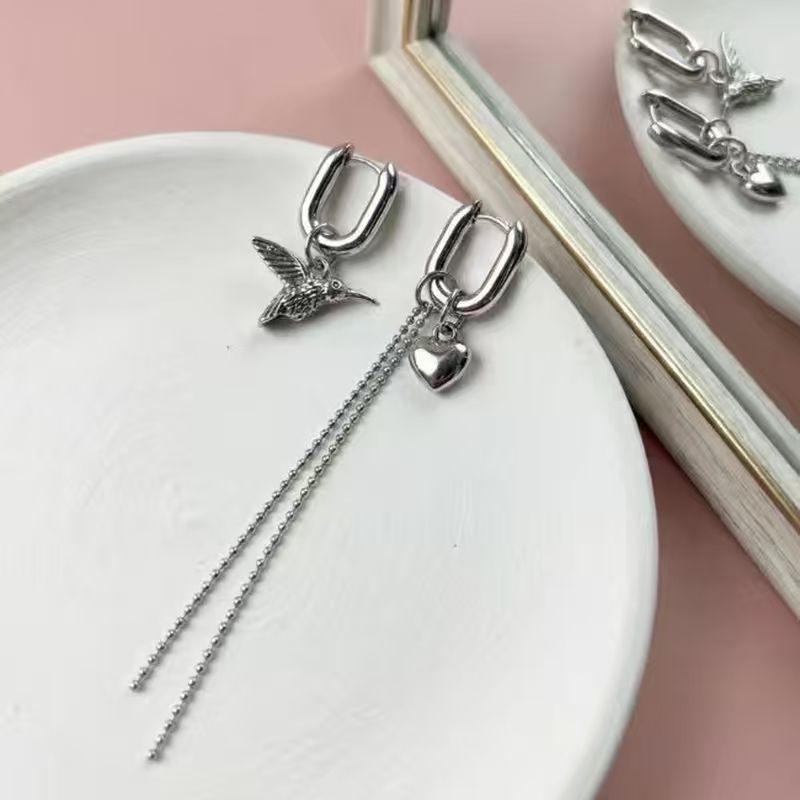 Punk Statement Ear Cuff Clip Earrings for Women Silver Color Crystal Angel Wings Dangle Earrings Wedding Party Trendy Jewelry