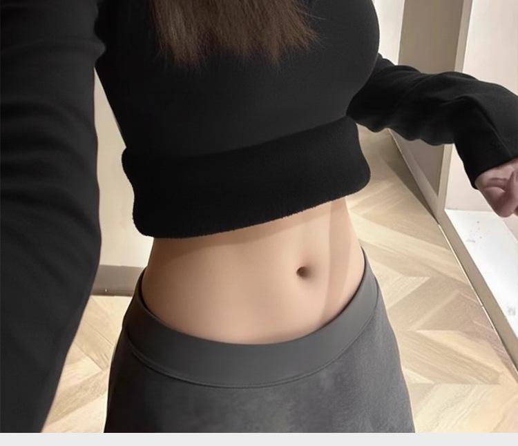 Women's Black V-neck Long-sleeve Slim-fit Thermal T-shirt with Velvet for Autumn/Winter