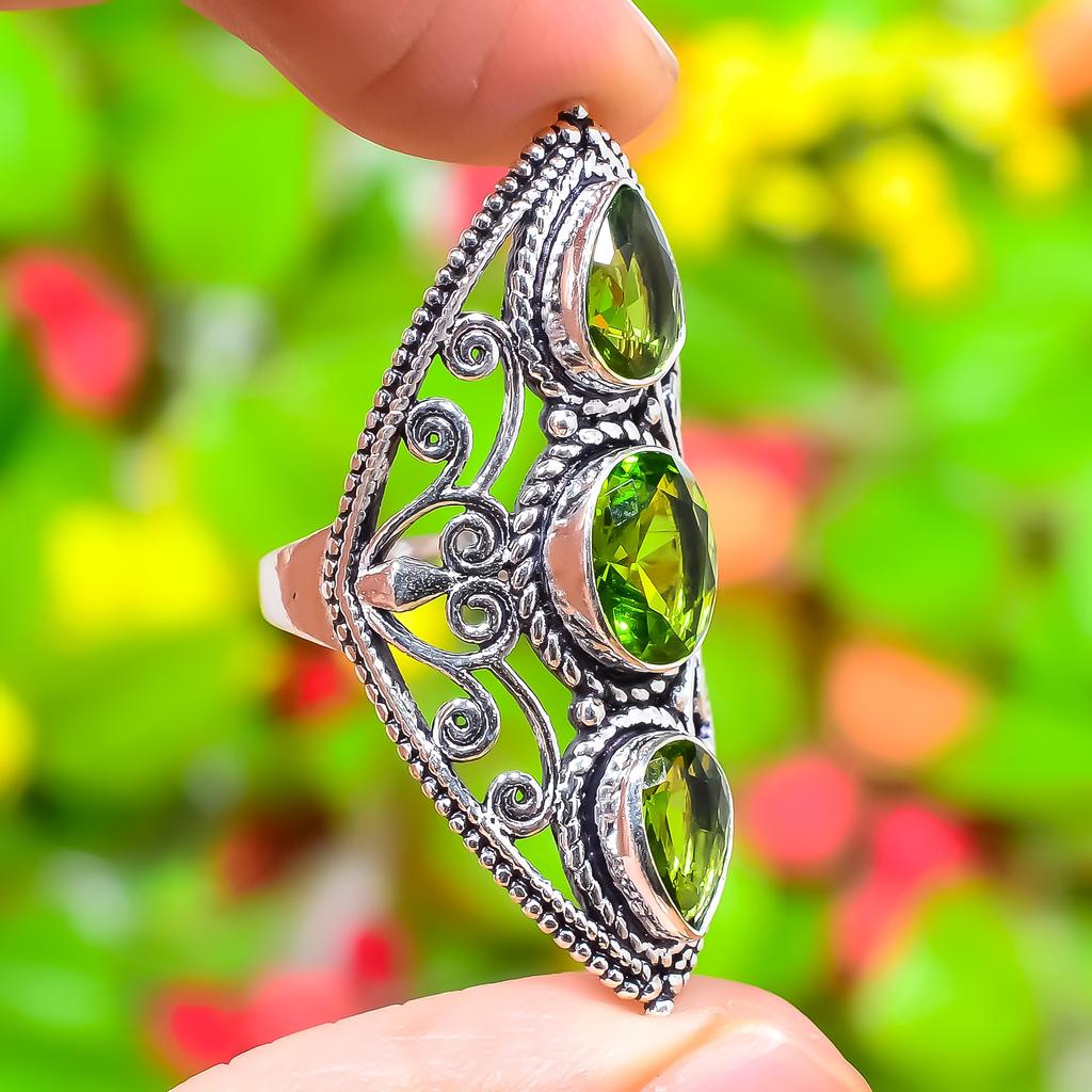 Peridot Gemstone 925 Sterling Silver Gift Jewelry Ring Size 8.5