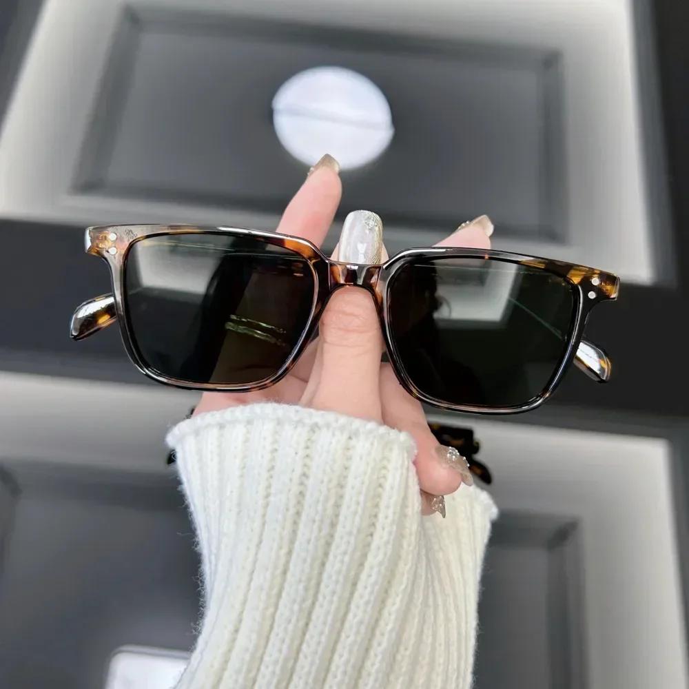 

Классические квадратные повседневные модные солнцезащитные очки женские мужские винтажные стильные овальной формы минималистичные женские мужские Other