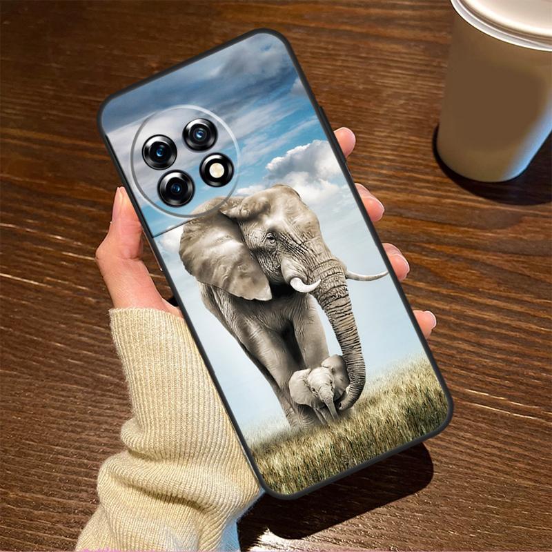 Elephant Baby Nature Case For OnePlus 11 8 9 10 Pro 8T 9RT 10R 10T OnePlus Nord 3 CE 2 Lite 2T N10 N20 N30 Cover