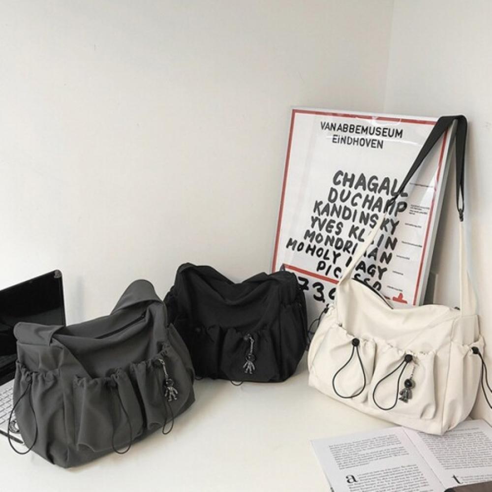 New Arrivals Open Run Women Winkle Academy Style String Crossbody Bag