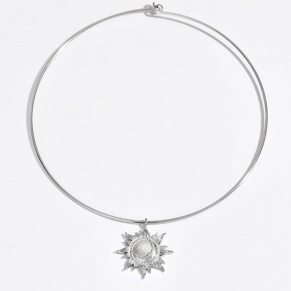 

European and American jewelry personality sun moon pendant collar niche sweet cool design retro necklace collarbone chain