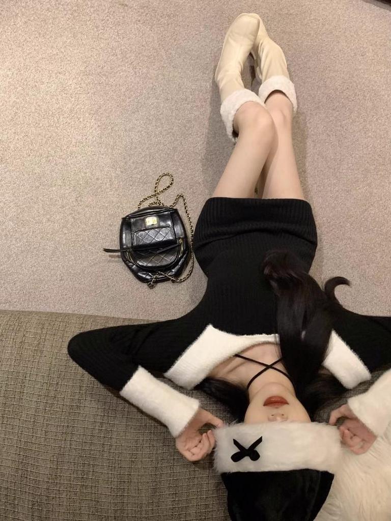 Chic One-Shoulder Knitted Dress: Autumn Christmas Style, Halter Neck, Slim Fit Short Skirt for Women