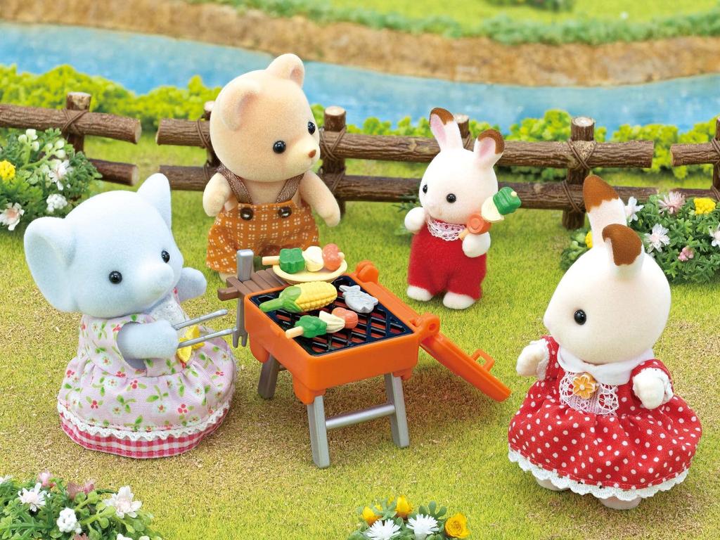 Calico Critters Bubbly Brook Elephant Girls BBQ Picnic Set Dollhouse Playset with Figures and Accessories