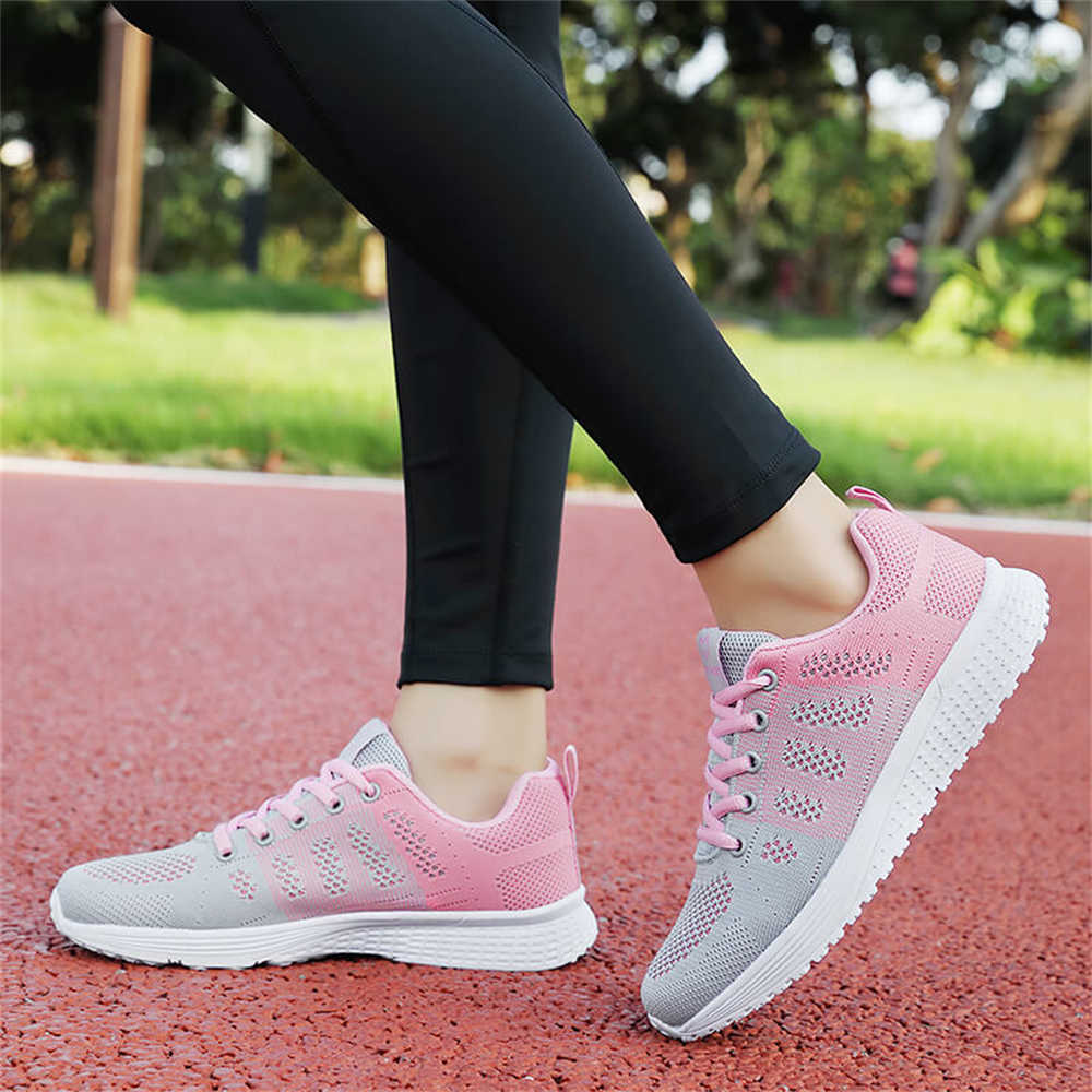 Fashion Nonslip Super Big Size Basketball Shoes Breathable Flats Women Loafer Women's Volleyball Sneakers Sports Famous Brands
