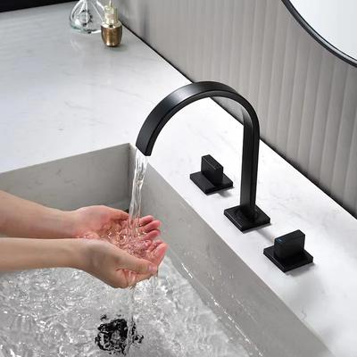 Schwarze Waschbeckenarmaturen Messing Chrom Auf dem Waschtisch montierte Badezimmerwaschbeckenarmaturen 3 Löcher Doppelte Griffe Warm- und Kaltwasserhahn Gold