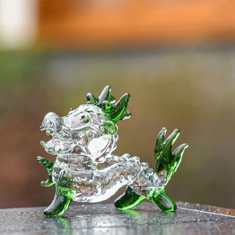 Delicate Crystal Dragon Sculpture Symbol of Luck Wealth Animals Collectible Gift