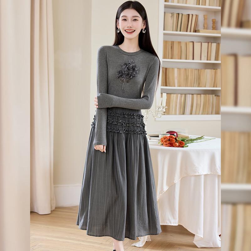 

Elegant 3D Floral Pleated T-shirt Maxi Dress M