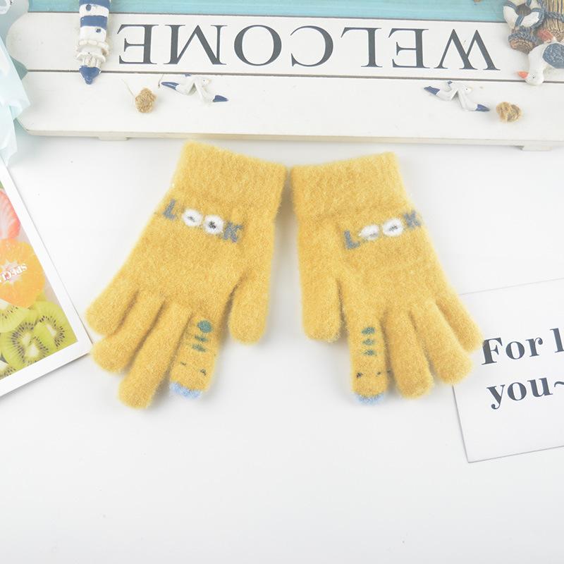 Nya vinterbarnens alfabetfingerhandskar