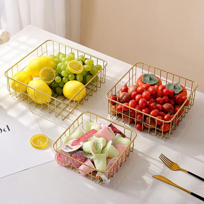 Stoviglie – Piatti e piattini