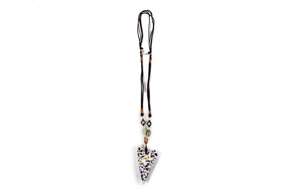 TNG Mini Ocarina 6 Holes Gun Luxury Necklace Single F Key Ocarina Wind Instrument Blue Flower Porcelain [Pendant / / Type]