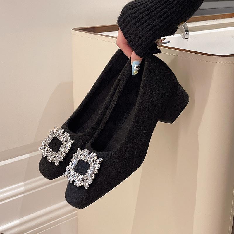 Xiaoxiangfeng thick heel square head rhinestone high-end single shoes women's shoes 2025 spring new high heels temperament commuter shoes