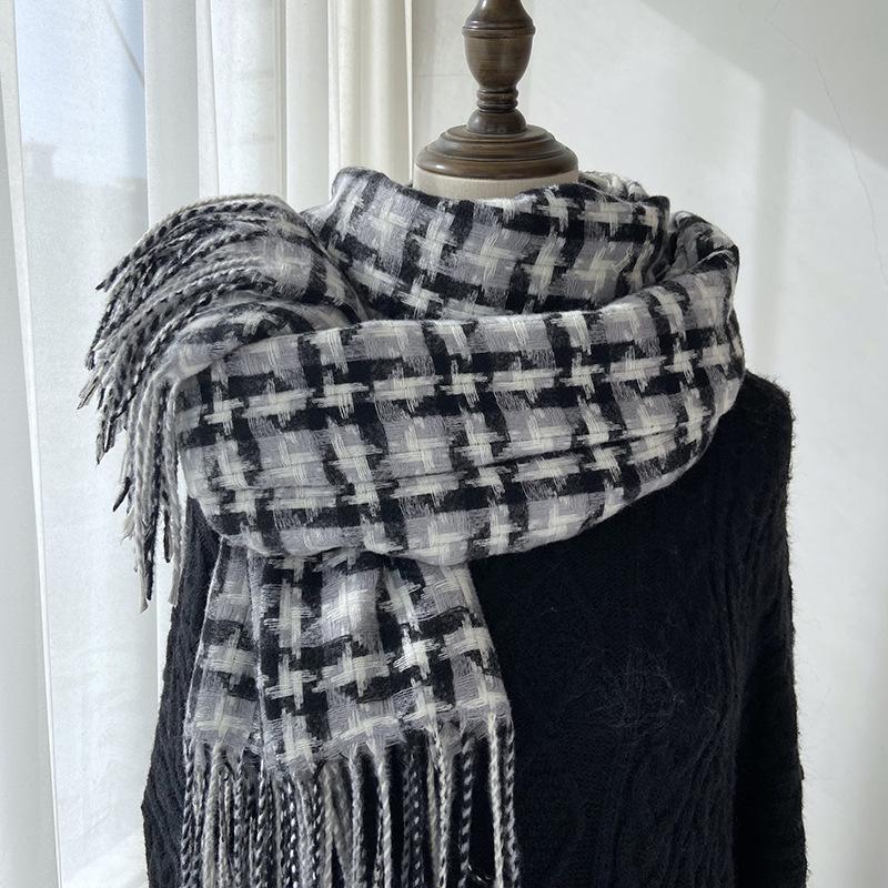 Scarf Women's Autumn and Winter New Imitation Cashmere Warm Scarf Big Windmill Plaid Shawl Windproof & Warm, Multi-Color Options for Casual Outings