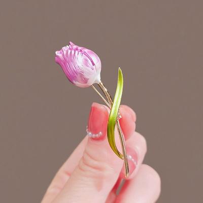 Broche de Tulipa Roxa Exquisita Japonesa com Temperamento Sofisticado e Acessórios de Broche de Dama Elegante