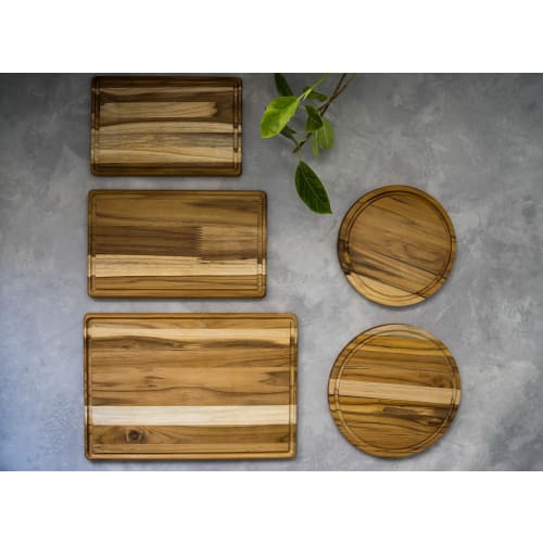Tramontina Advanced Cutting Board, Medium, 33cm X 20cm, Antibacterial, Lightweight, Reversible, Grooved, Made In Brazil, Product Number 13458/051