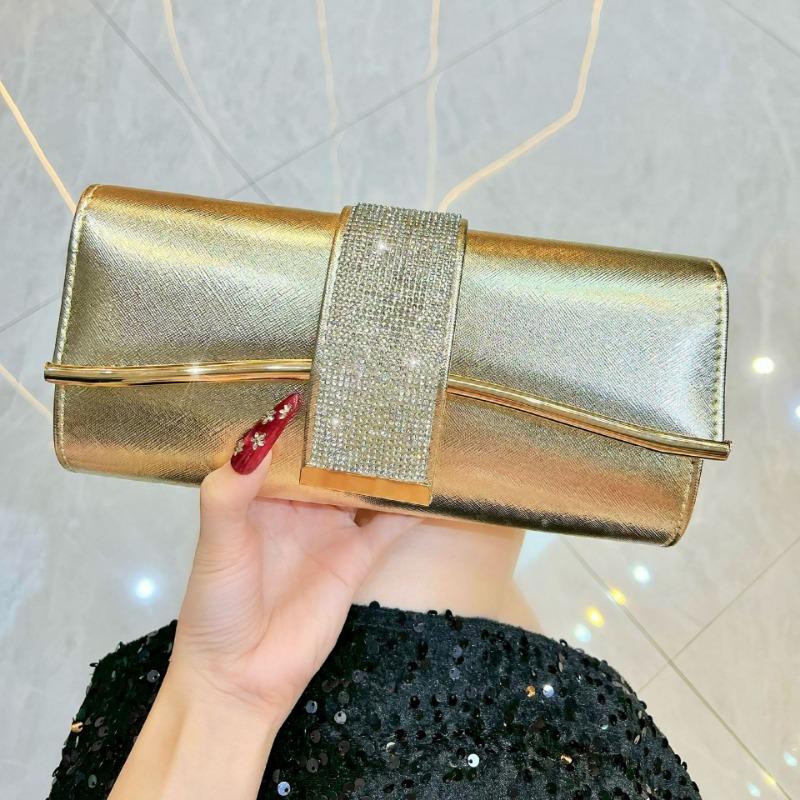 The Elegant Lady's Banquet Handbag - A Stylish Small Bag Adorned with Diamonds