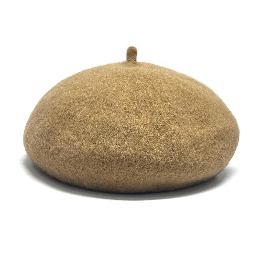 Women's Vintage Artist Beret: Warm Wool Hat for Fall and Winter