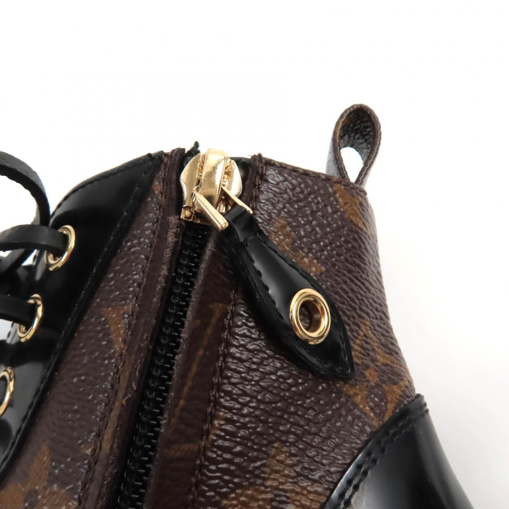 Excellent LOUIS VUITTON Ankle boots Lace Up Brown black Monogram canvas Women 35 Used