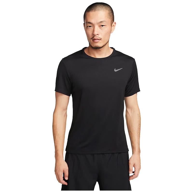 

Nike Men s DV9316 Short Sleeve T-Shirt 2XL