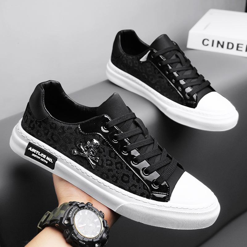 Street Fashion Men's Casual Shoes Comfortable Men Board Shoes 2025 Spring Leather Men's Sneakers Male Flats Zapatillas De Hombre
