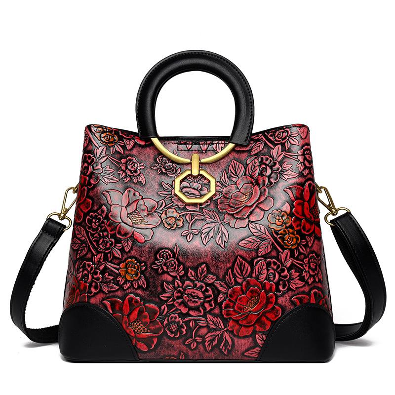 2025 New Embossed Pattern Fashionable Versatile Shoulder Crossbody Handbag