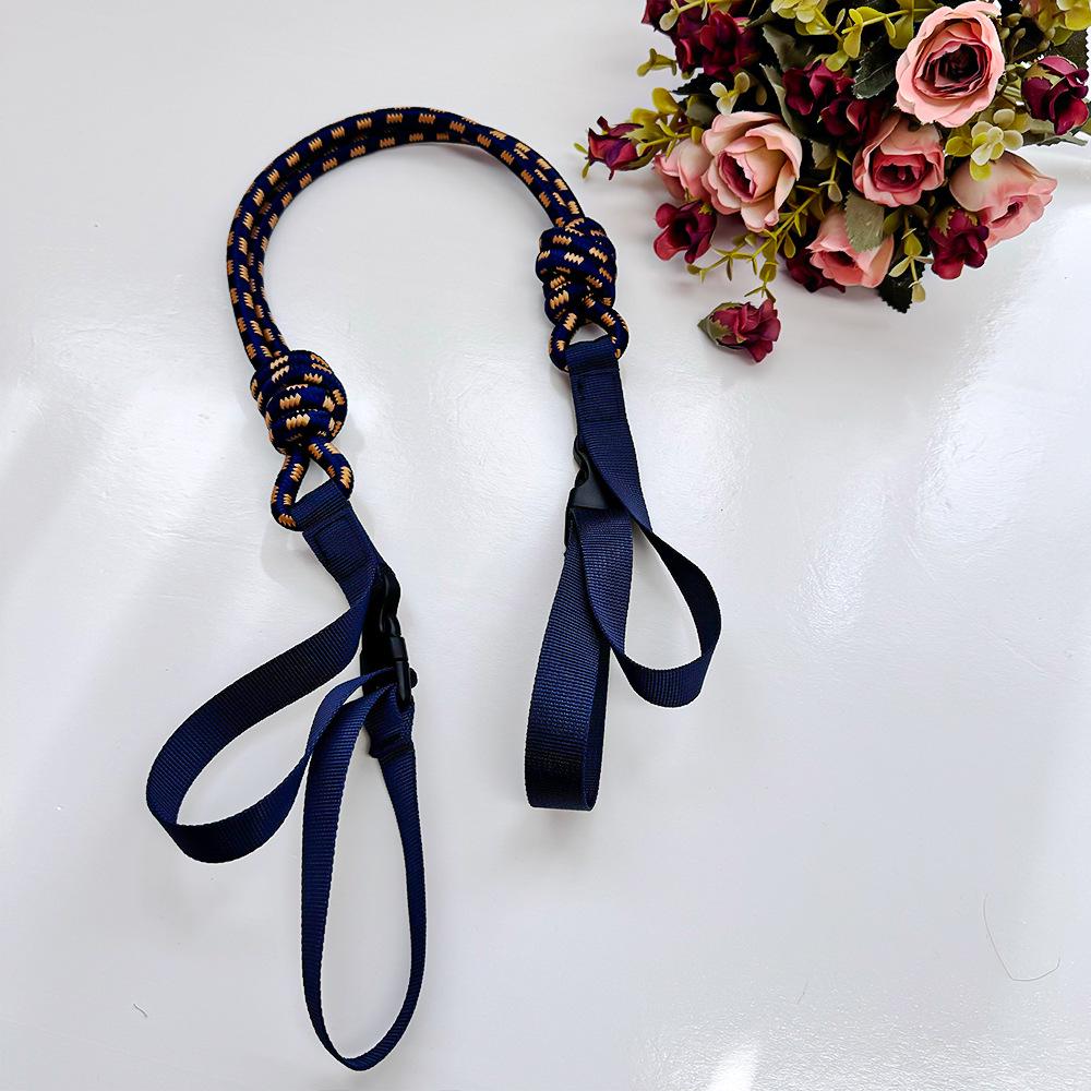 

Gao Yuanyuan Embroidered Nylon Waterproof Shoulder Bag for Women