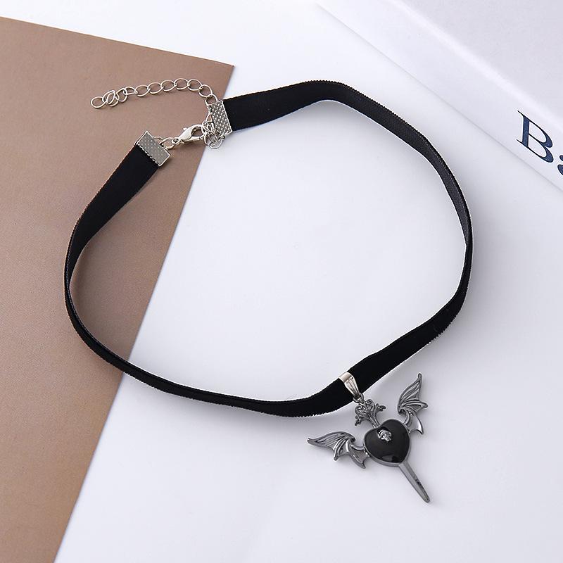 European and American Halloween Dragon Pendant Heart Sword Necklace - High-End Luxury Jewelry for Women