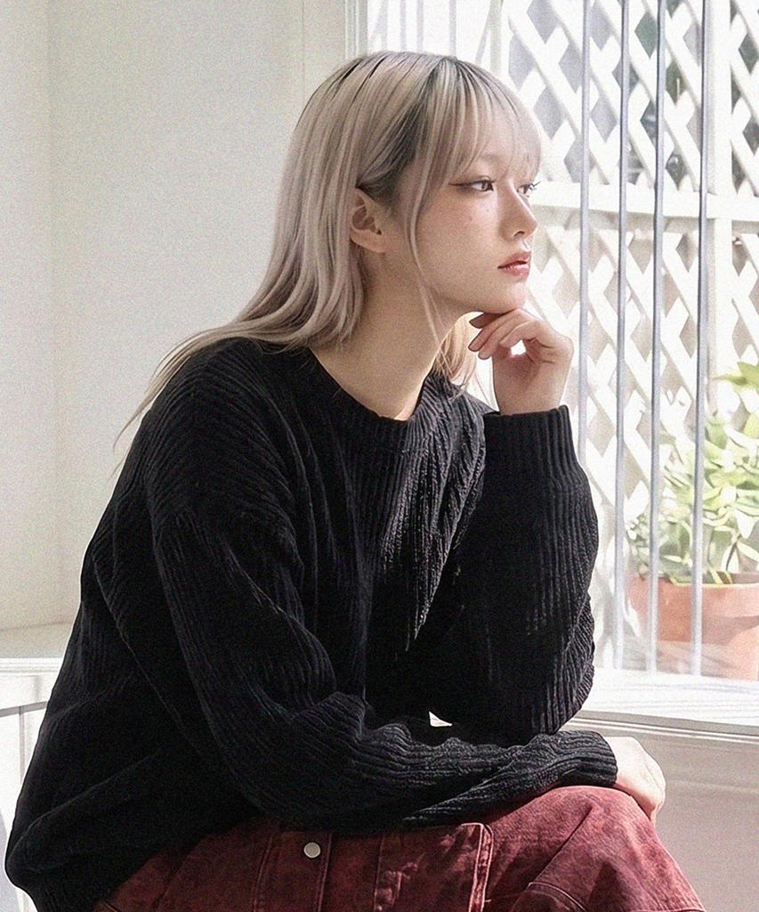 LXT Soft Velour Corduroy Sweatshirt [Black]