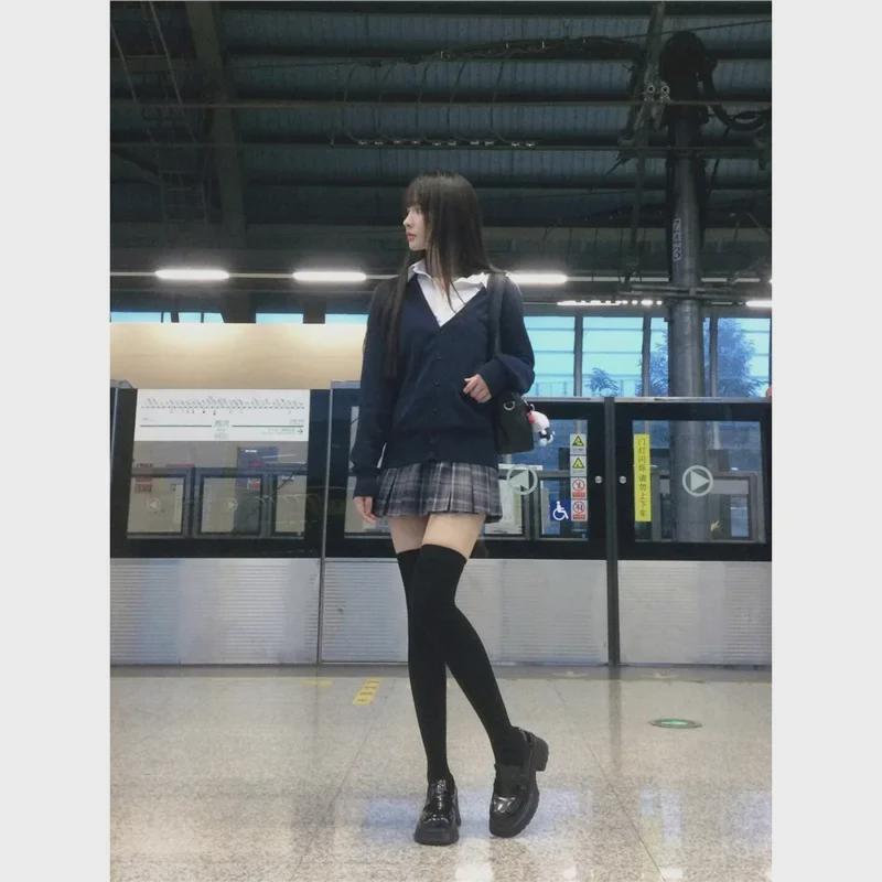 Kawashima Original japanischer Strickcardigan im College-Stil – einfarbige Pulloverjacke für Herbst/Winter